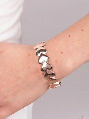 Paparazzi Jewelry Accessories - Hearts Galore - Rose Gold Bracelet - Vintage